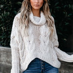 Cowl Neck Cable Knit Sweater Size Medium